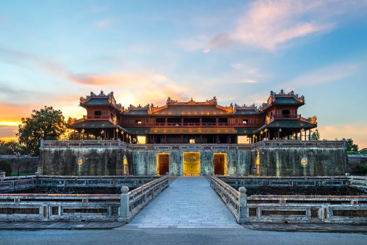 Meridian Gate (Ngọ Môn) at the Imperial City of Hue, Vietnam, featuring historic Nguyen Dynasty architecture, ancient citadel walls, and one of Vietnam's most iconic UNESCO World Heritage landmarks.