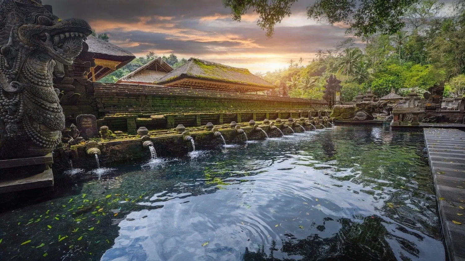 Tirta Empul Temple in Tampaksiring, Bali, Indonesia, featuring sacred holy spring pools, traditional Balinese Hindu architecture, and crystal-clear purification fountains. One of Bali's most revered temples, renowned for its spiritual cleansing rituals and rich cultural heritage.